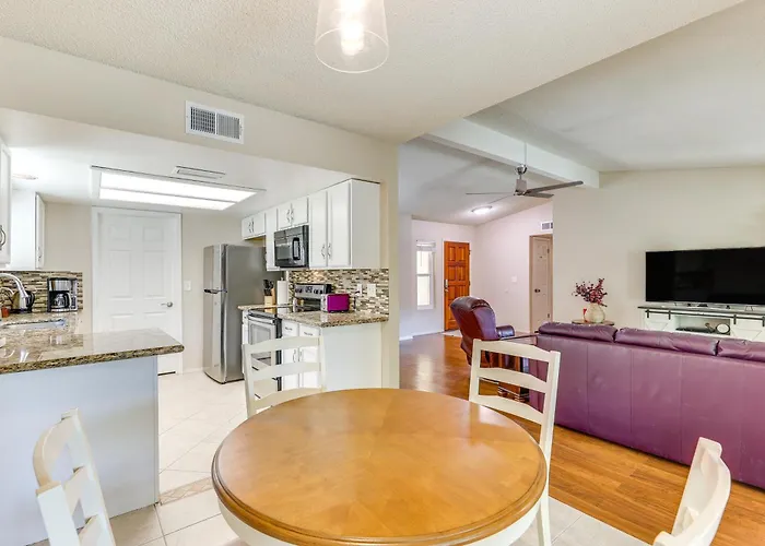 Holiday home W/ 3 Pools In Retirement Community Sun Lakes