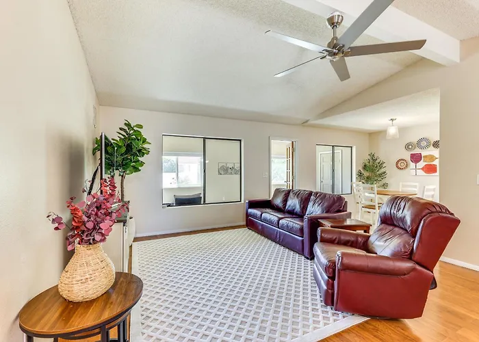 W/ 3 Pools In Retirement Community * Sun Lakes