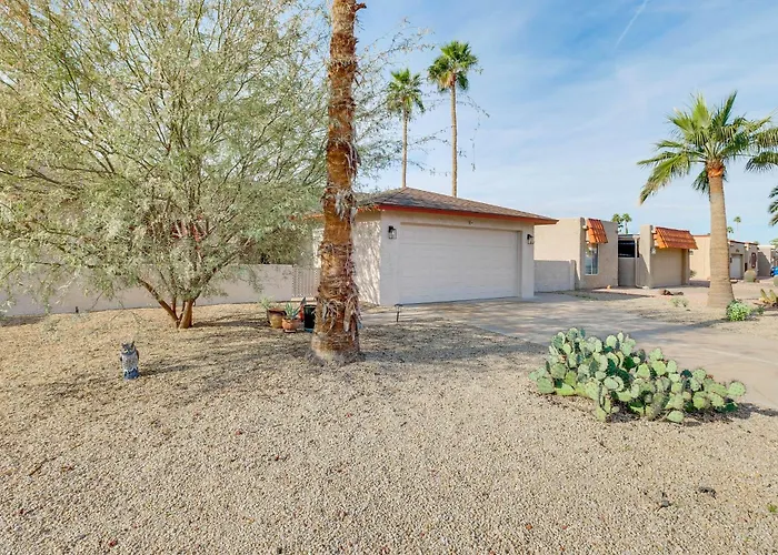 W/ 3 Pools In Retirement Community Sun Lakes